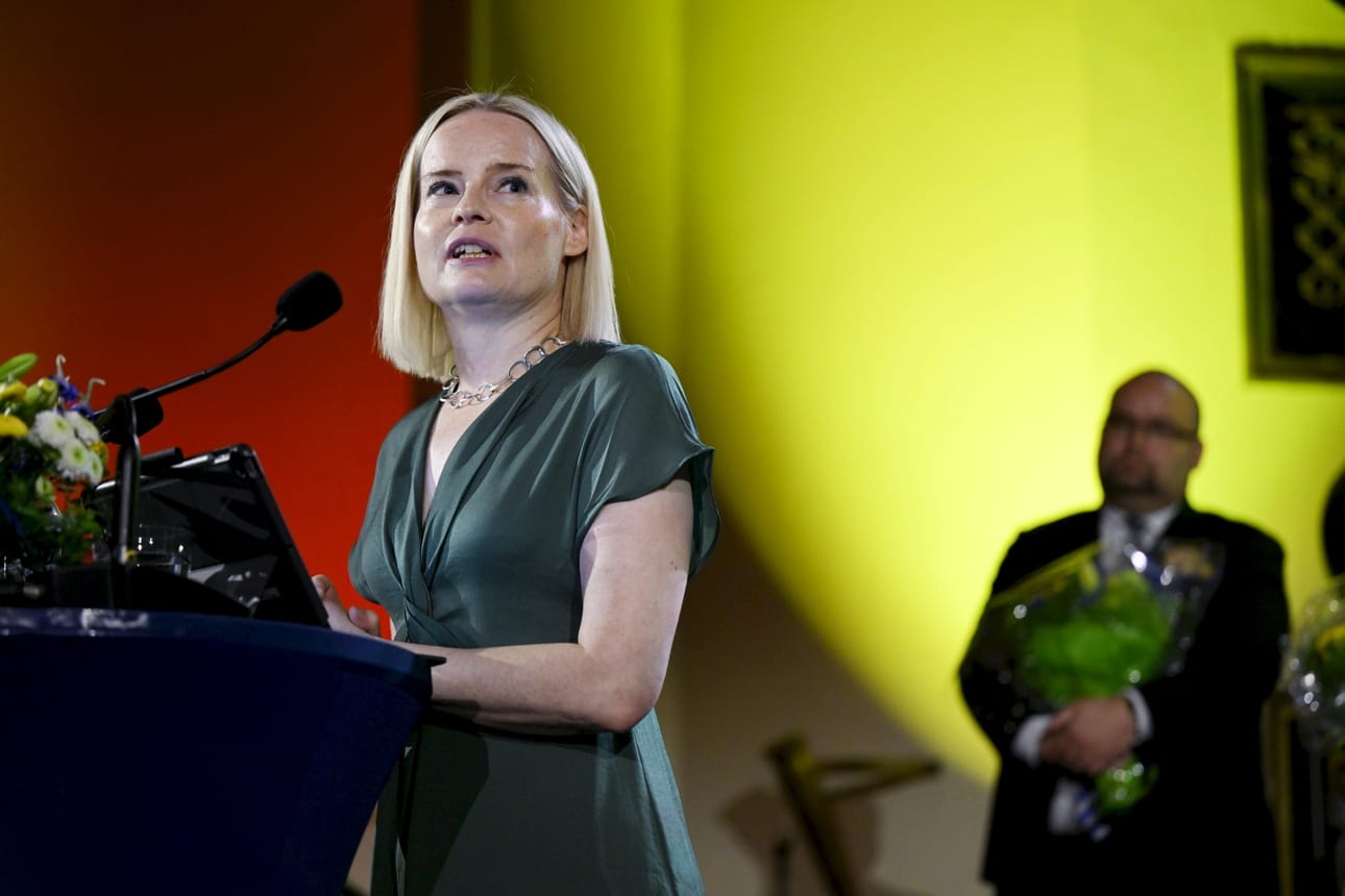 Perussuomalaisten puheenjohtaja Riikka Purra kuvasi heti ennakkoäänten julkistuksen jälkeen puolueensa tulosta eurovaaleissa äärettömän huonoksi. LEHTIKUVA / Emmi Korhonen