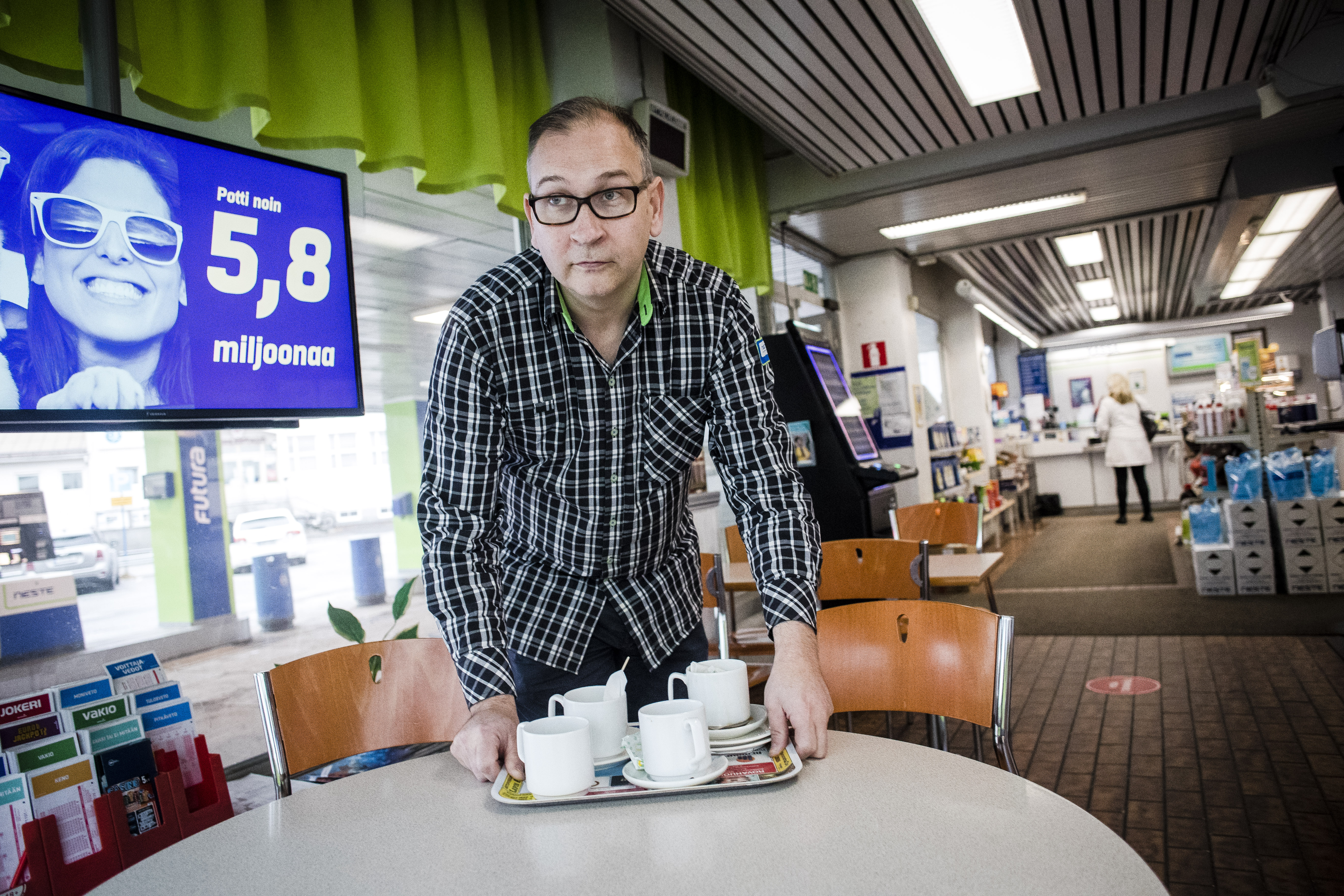 Lapissa suuri joukko yrityksistä etsii uutta omistajaa – verkkotapahtumassa on myynnissä esimerkiksi huoltoasema ja kukkakauppa