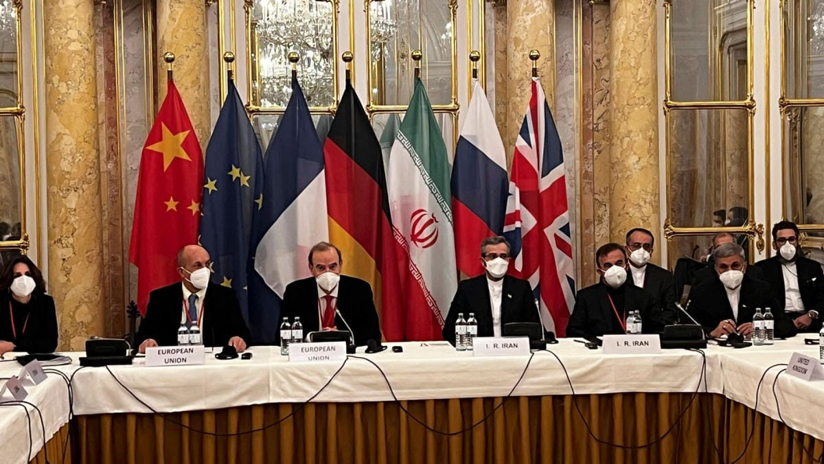 Eurooppalaisdiplomaatit ovat tyytymättömiä Itävallassa Wienissä käytävien Iranin ydinsopimusneuvotteluiden tähänastiseen antiin. LEHTIKUVA/AFP