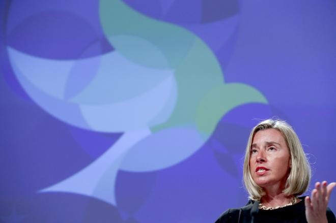Federica Mogherini on italialainen vasemmistopoliitikko ja EU:n ulkoasioiden sekä turvallisuuspolitiikan korkea edustaja. Aikaisemmin hän toimi Italian ulkoministerinä. KUVA: OLIVIER HOSLET/EPA