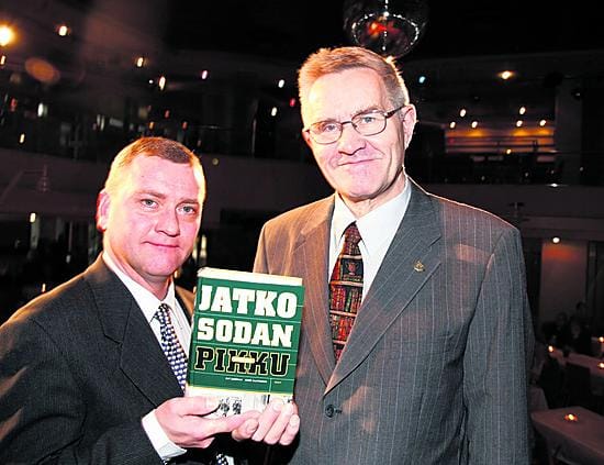 Jari Leskisen ja Antti Juutilaisen toimittama Jatkosotakirja voitti Tieto-Finlandian.