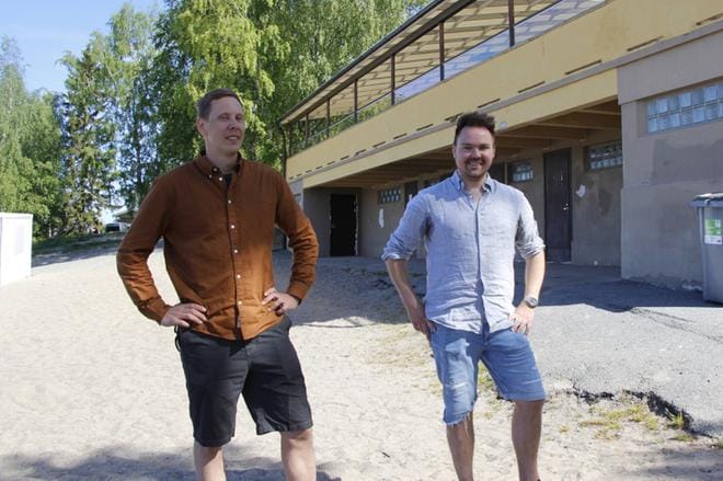 Jarkko Sjöblom ja Tommi Mäki kehittävät Hietasaarta uudelle tasolle. Hietasaari on Vaasan ykkösuimaranta. KUVA: ALBERTO POLITI