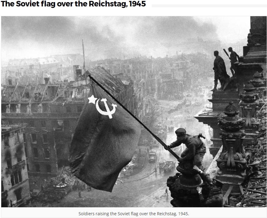 Jevgeni Haldein ikonista valokuvaa Reichstagin valtauksesta vuonna 1945 manipuloitiin puna-armeijan imagon parantamiseksi. Kuvakaappaus Rare Historical Photos -sivustolta.