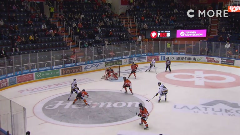 Kärppien NHL-apu Janne Kuokkanen tasoittaa pelin