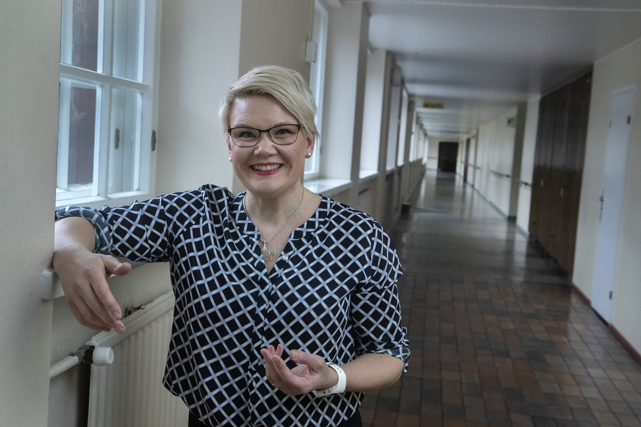 Lotta Svärd säätiön tuore toiminnanjohtaja on Anne Nurminen on ammattisotilas kolmannessa polvessa. Nurminen on kadettiupseeri ja myös opettaja.