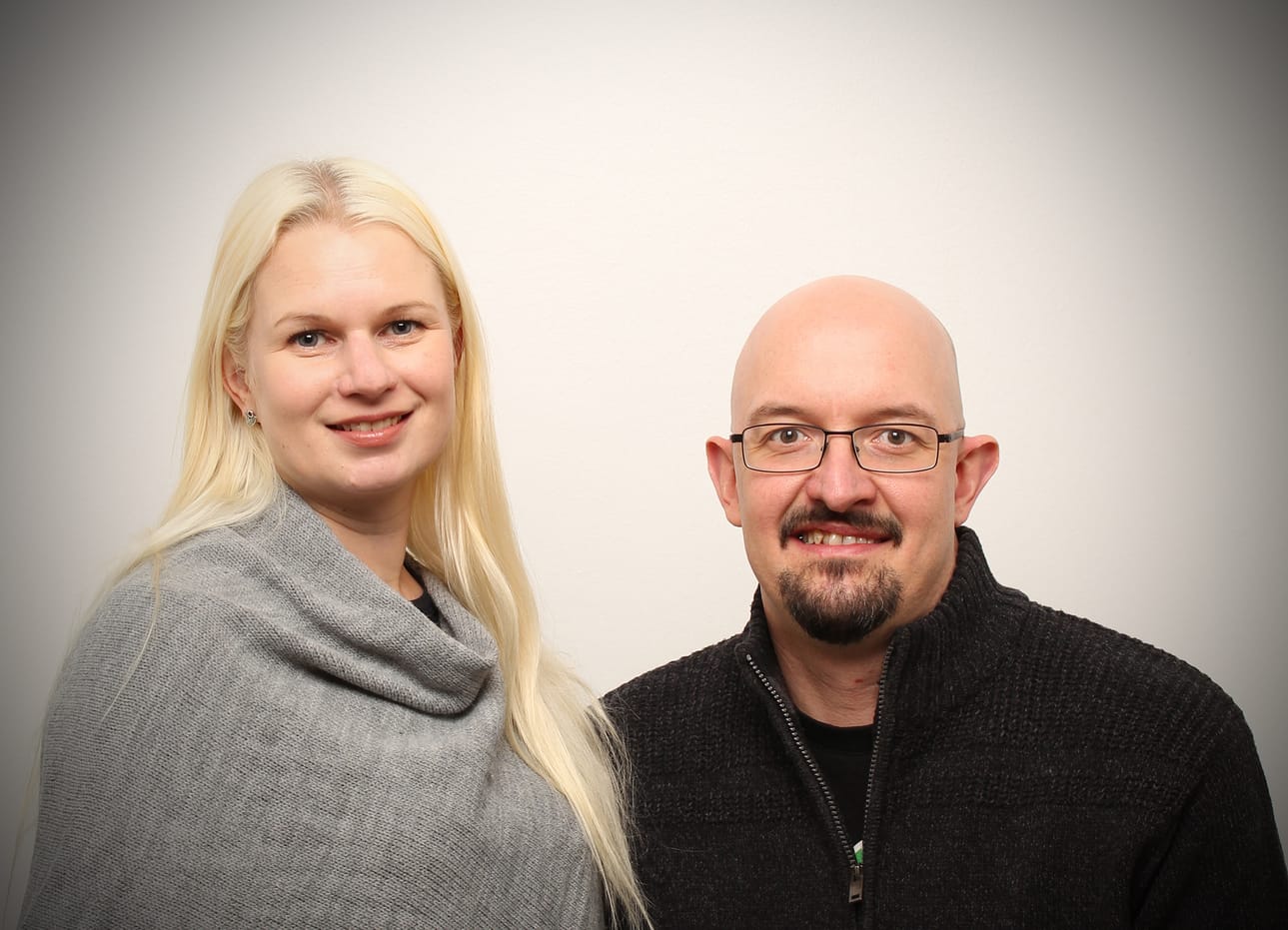 K-Market Pulkkilan kauppiaspari vaihtuu tammikuun lopulla. Uudet kauppiaat ovat Haapavedeltä syntyisin oleva Nina Äijälä ja Siikajoelta, Luohuan kylältä kotoisin oleva Jani Äijälä. Kuva Keskon kuvapankki