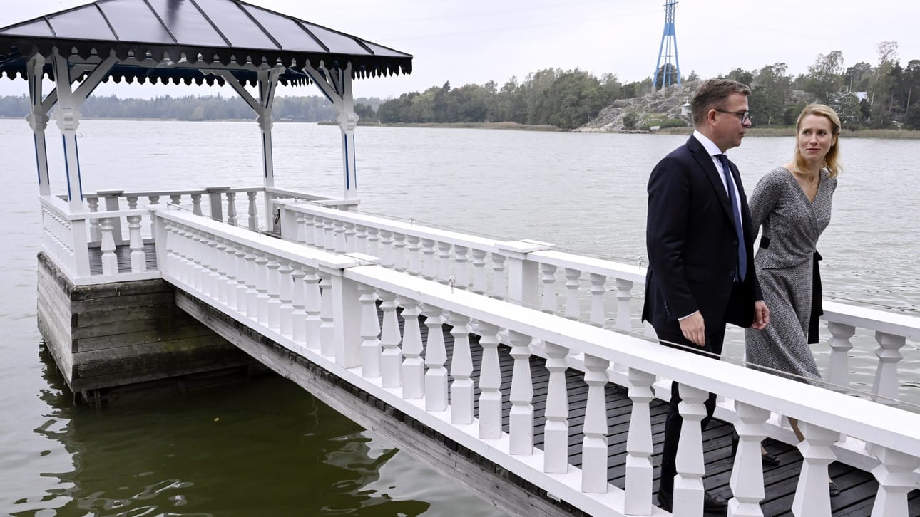 Viron pääministeri Kaja Kallas tapasi perjantaina pääministeri Petteri Orpon Kesärannassa. LEHTIKUVA / JUSSI NUKARI