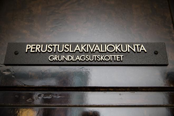 Perustuslakivaliokunnalla on suuri valta, jos jotakuta ministeriä aletaan epäillä virkarikoksesta. KUVA: Joel Maisalmi