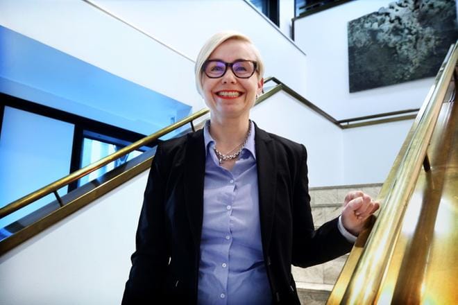 Tiina Mäkelä siirtyi helmikuun alussa Suomen suurimman osuuspankin OP Helsingin kakkosjohtajaksi. Sitä ennen hän johti OP Etelä-Pohjanmaan henkilöasiakasliiketoimintaa reilut seitsemän vuotta. KUVA: JOUKO HÄNNINEN