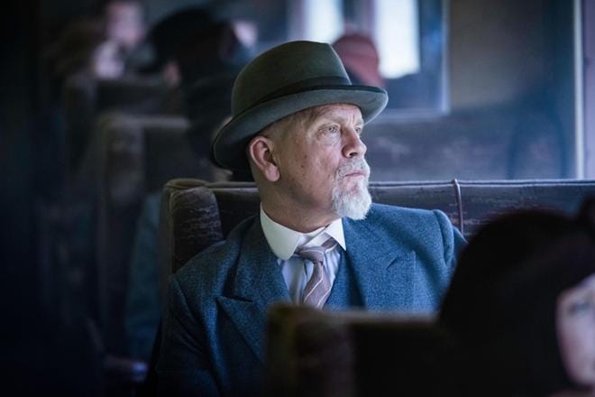 John Malkovich on asunut Ranskassa, joten belgialaisetsivän aksentti luonnistuu. KUVA: MTV