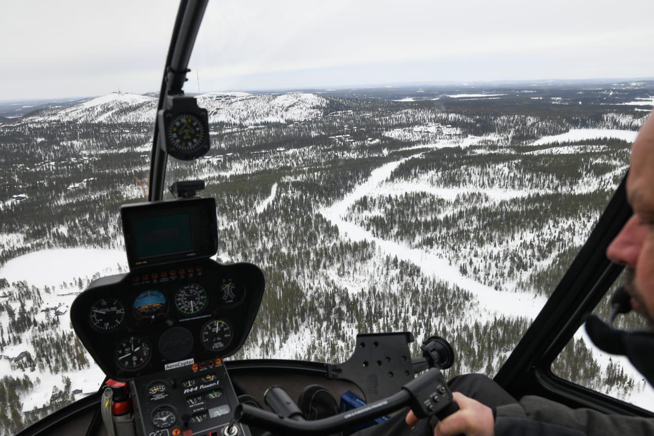 Helikopterista näkee maisemat erinomaisesti.