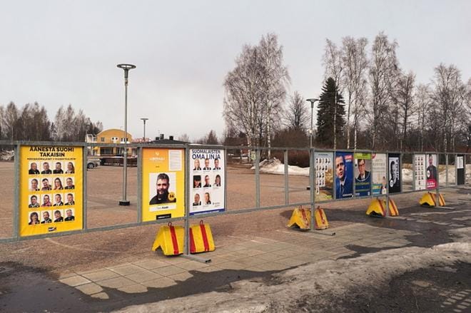 Viime viikolla ilmestyivät ensimmäiset vaalijulisteet katunäkymään. KUVA: MIA KÄRKKÄINEN