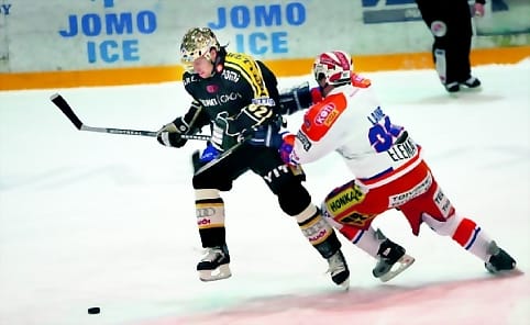 1+1. Kärppien Petr Tenkrat.