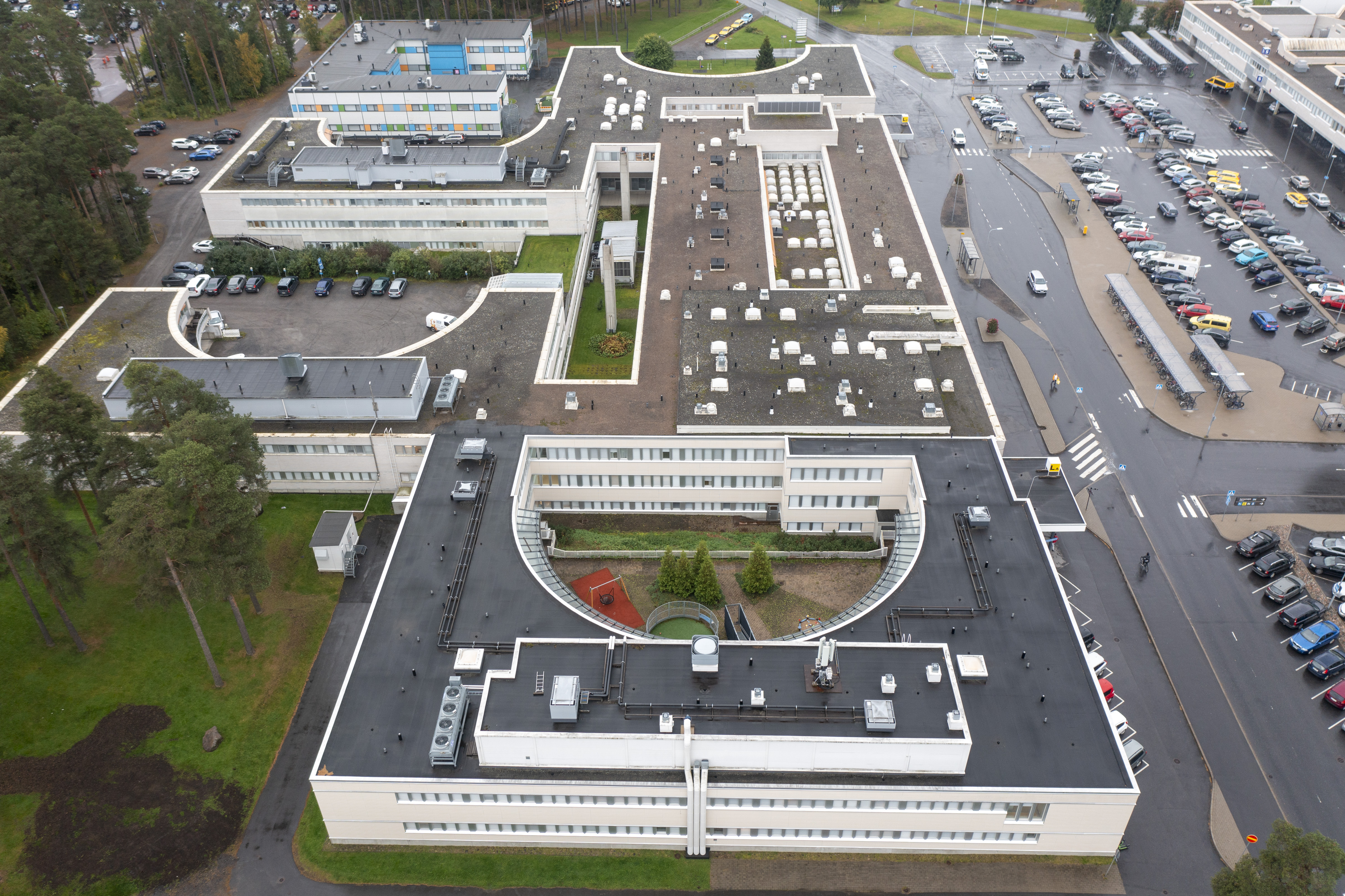 Lastenpsykiatria ja sairaalakoulu saavat uudet tilat OYSin alueelle – rakentaminen alkaa toukokuussa