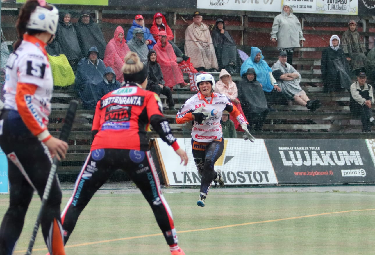 Petra Äkkinen toi Mailattarille yhden juoksun.