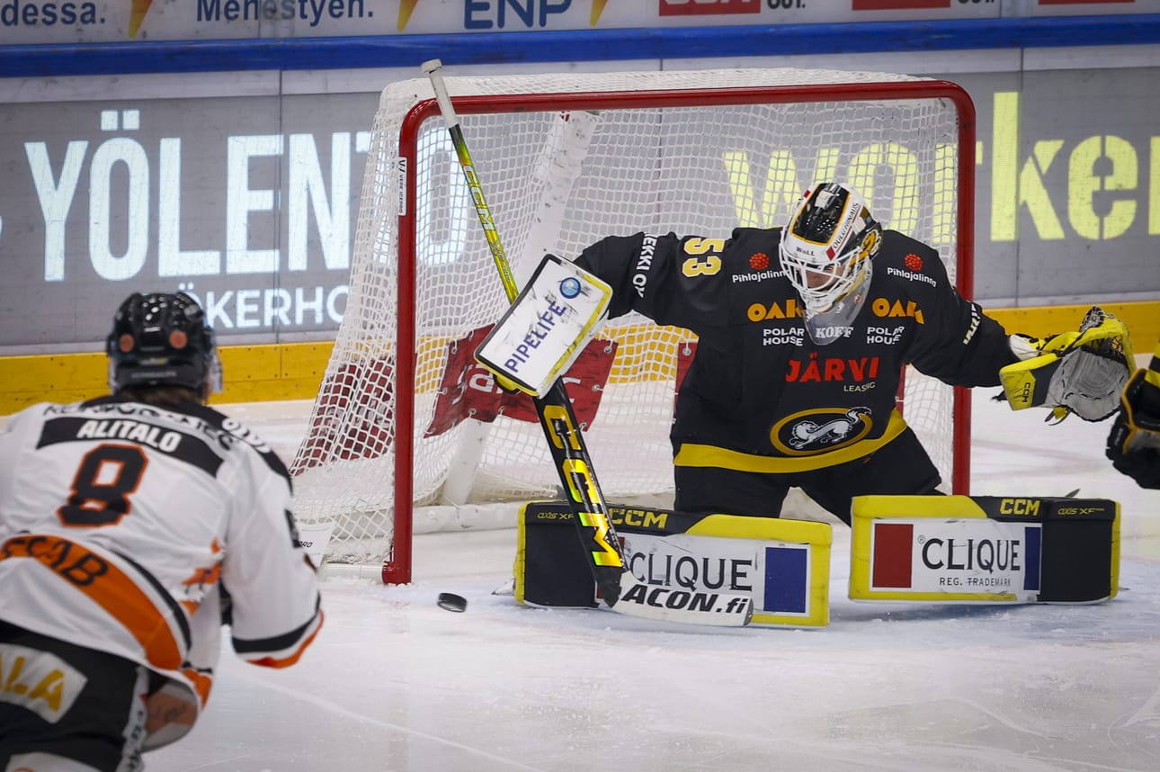 Niclas Westerholm torjui HPK-ottelussa kauden kolmannen nollapelinsä.