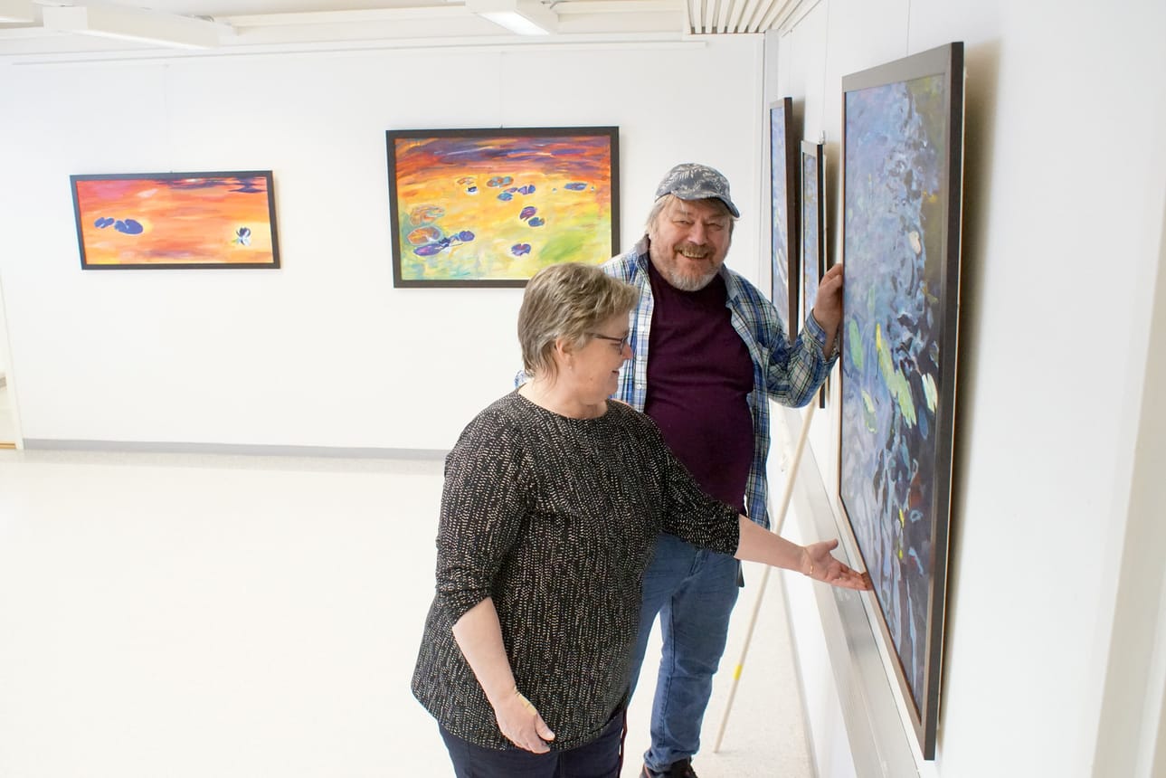 Kaupungin kulttuurituottaja Birgit Tolonen haluaa nostaa oman pitäjän taiteilijoiden töitä näkyviin Pohjantähden näyttelyjen kautta. Nyt on vuorossa Paavo Ahonen.