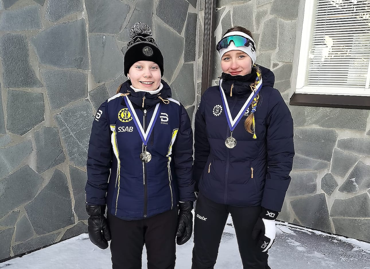 Viia Roininen ja Nella Matturi kuuluivat viestijoukkueeseen, joka voitti pronssia viime viikonloppuna. Lisäksi joukkueessa oli Pinja Perälä.
