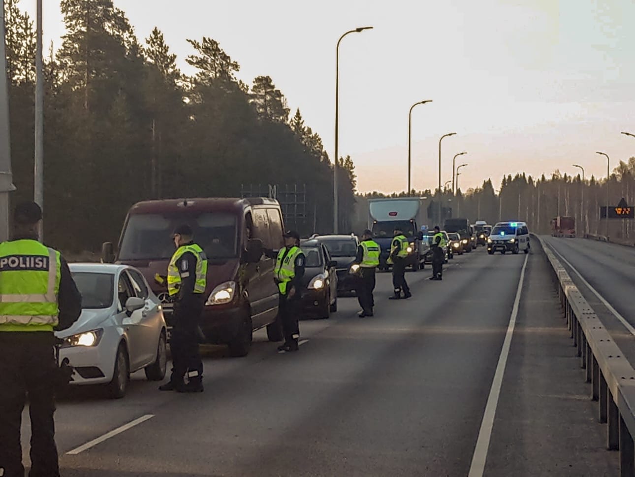 Torstain liikenneraittiuspäivän ja viikonlopun valtakunnallisen tehovalvontajakson aikana poliisin seulaan jäi yhteensä 14 rattijuopumusta Oulun poliisilaitoksen alueella. Arkistokuva.