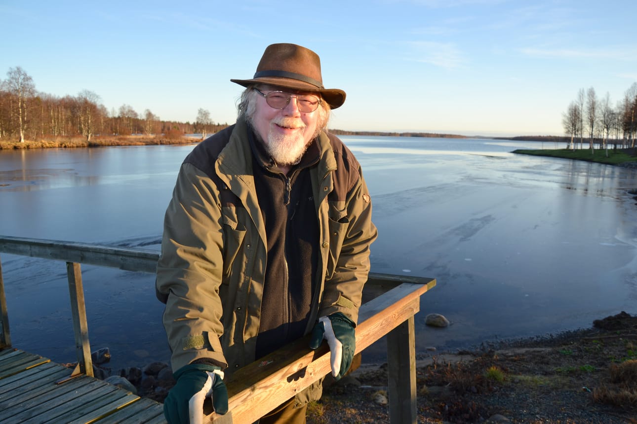Ohjaaja Tapio Suominen on tehnyt tunnin mittaisen elokuvan Kuusamon henki, joka kertoo paikkakunnan monipuolisesta ja erikoisesta luonnosta.