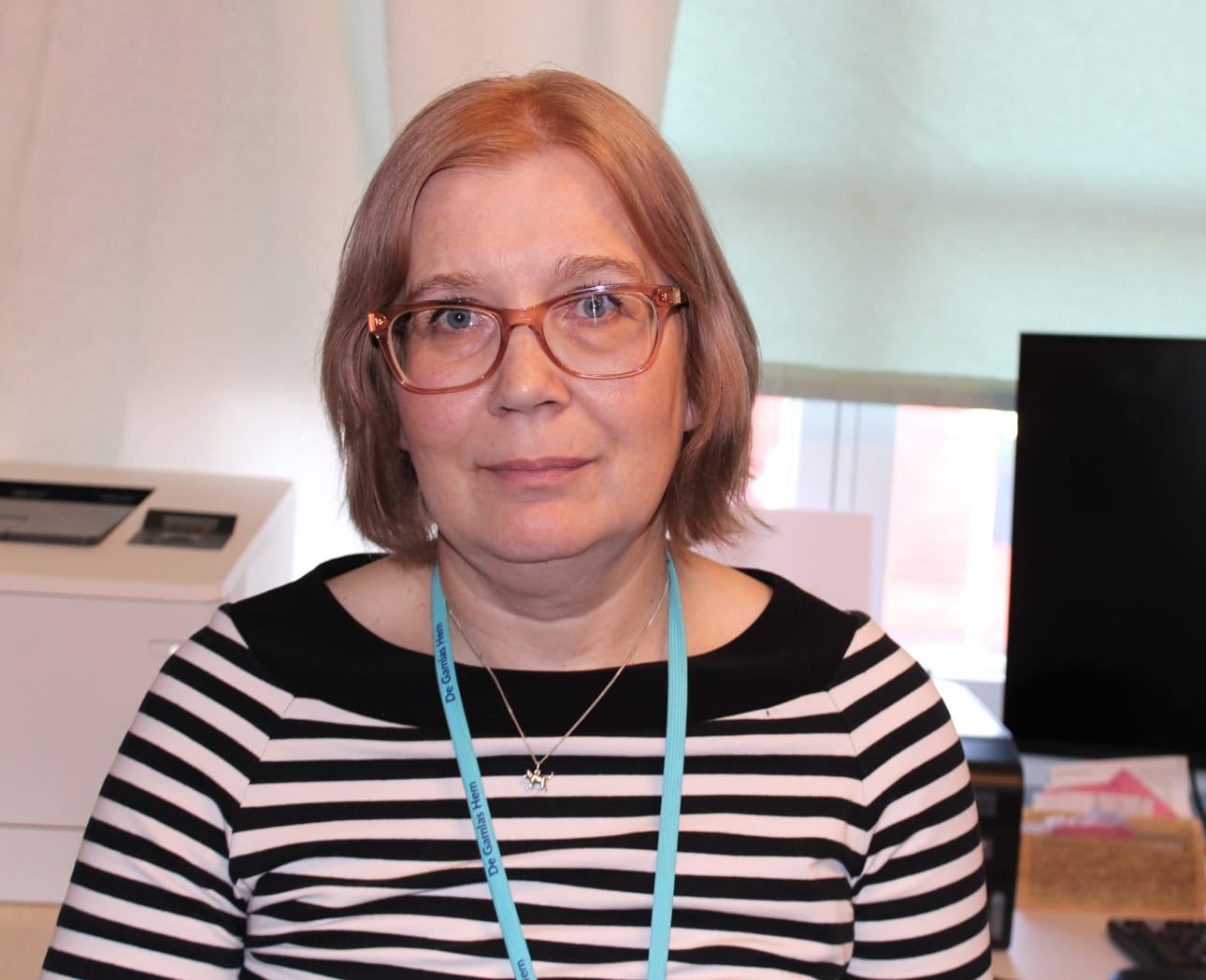 Ilmoitus palvelusetelien jakamisen lopettamisesta tuli lyhyellä, kolmen viikon varoitusajalla, kertoo De gamlas hemin johtaja Minna Heiniluoma.