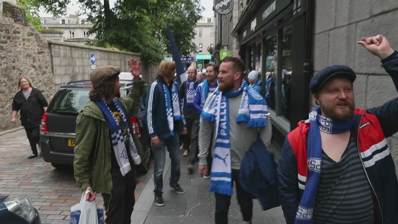 RoPS-fanit liikkuivat kulkeena Aberdeenin kaupungin läpi