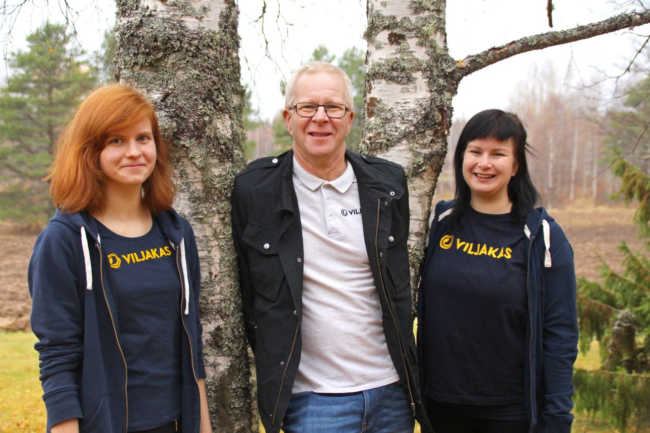 Vuoden yrittäjä Jorma Marttila yhdessä tyttäriensä Pauliina Marttilan ja Susanna Hämäläisen kanssa. Arkistokuva