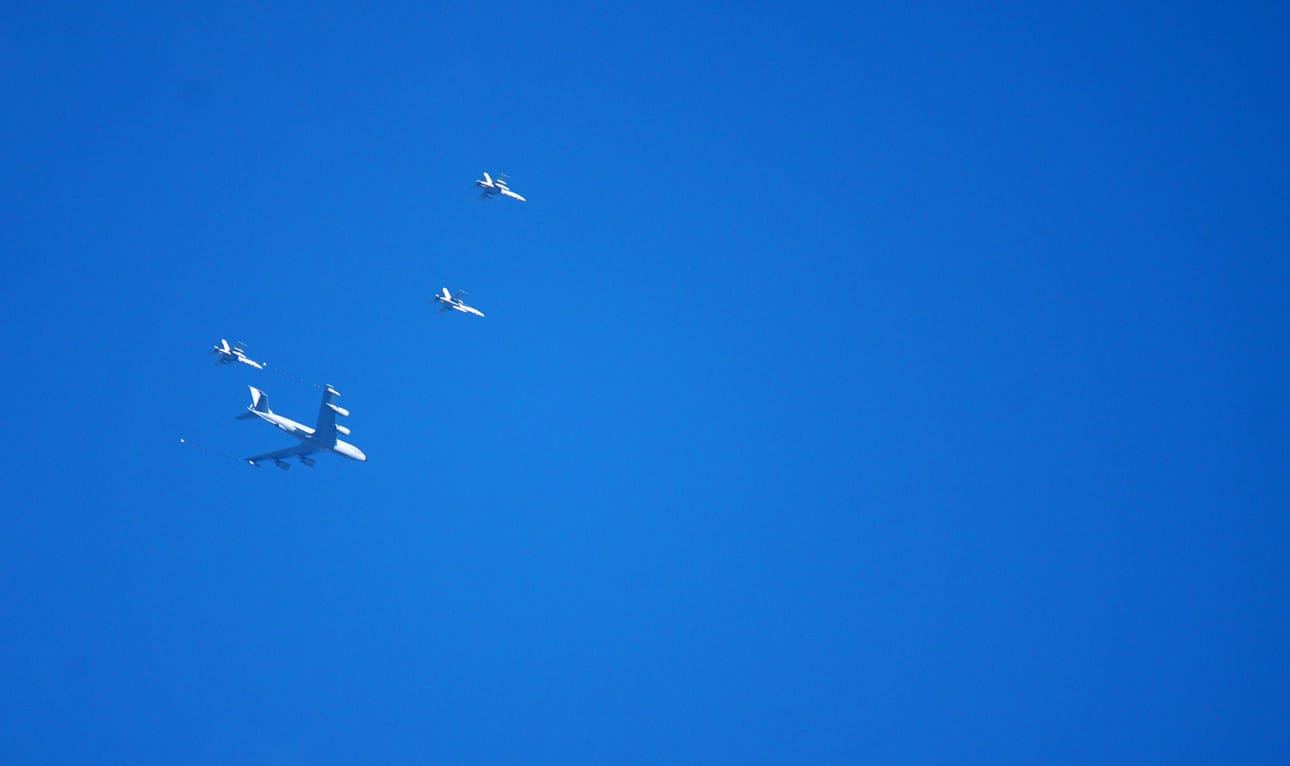Vuonna 2017 ilmavoimat harjoittelivat Pudasjärven taivaalla ilmatankkausta, Britannian kuninkaallisten ilmavoimien KC-134 Startotankerilla.