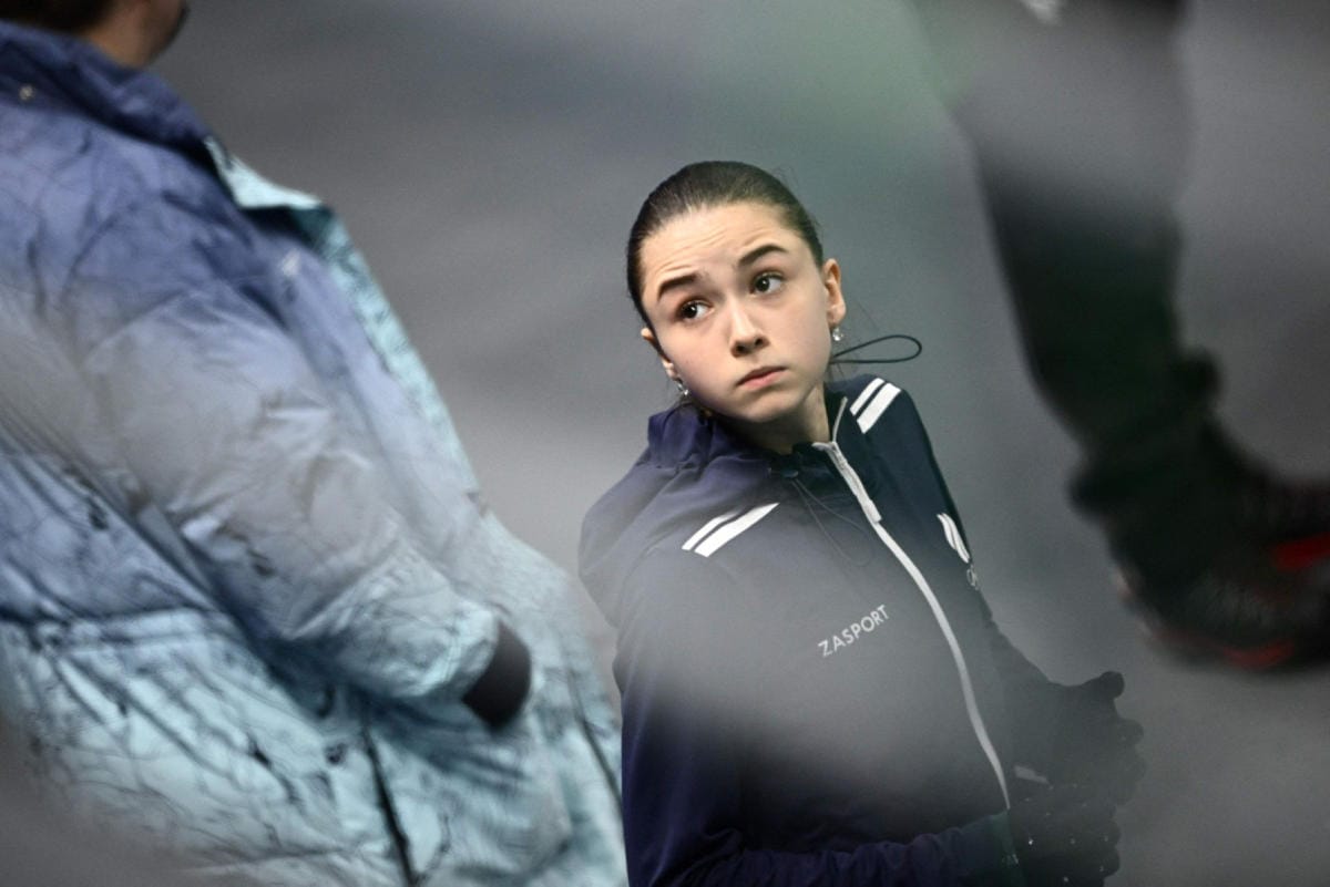 Valijeva antoi positiivisen dopingnäytteen joulukuun lopulla, mutta hänen testituloksensa vahvistettiin vasta olympialaisten joukkuekilpailun jälkeen. Lehtikuva/AFP