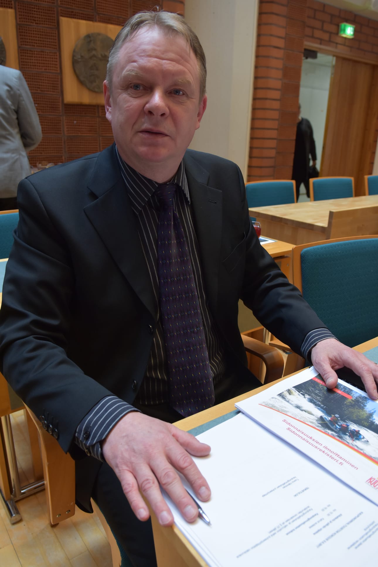 Arto Hannola on kokoomuksen uusi kasvo, joka jätti perussuomalaiset Joukamo Kortesalmen toiminnan johdosta.