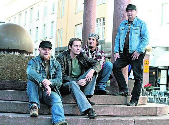 Nohevan kokoonpanoon kuuluvat Jarkko Someron (vas.), Arto Ekin, Jarno Nymanin ja Mika Heiskasen lisäksi Joni Ollanketo ja Pasi Sipilä.