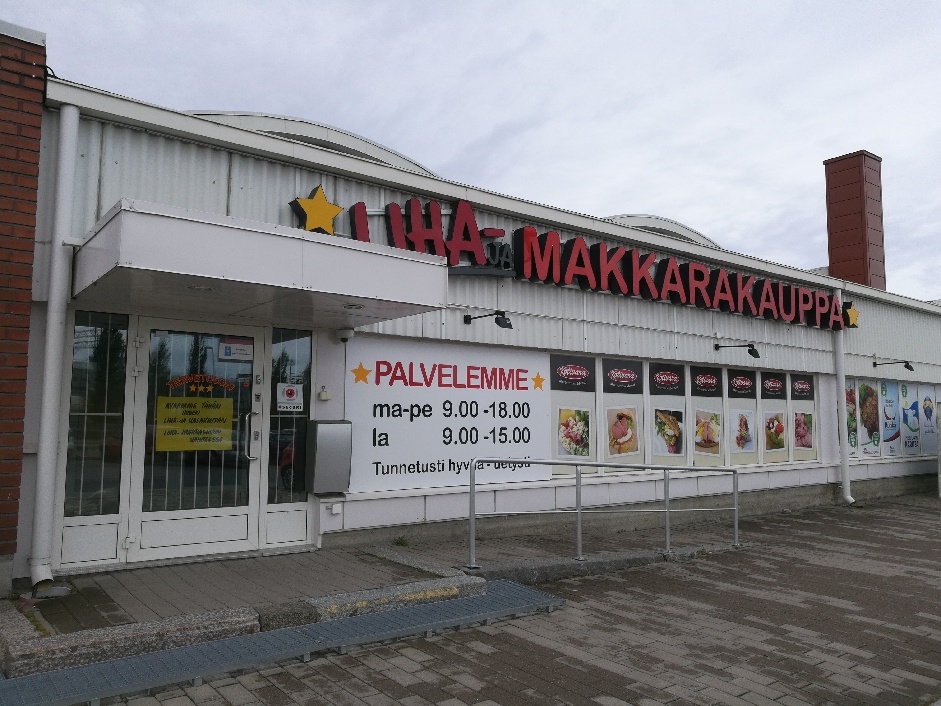Makkarakauppaan tehdään laaja remontti ennen uuden yrityksen avaamista.