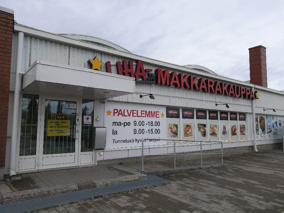 Makkarakauppaan tehdään laaja remontti ennen uuden yrityksen avaamista.