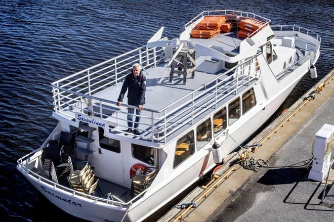 Saimatar jätti kotisatamansa ja saapui helatorstaina Pietarsaareen. Sää oli myrskyinen, mutta kuljetus tapahtui maantietä pitkin. KUVA: CLAS-OLAV SLOTTE