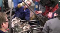 Insinööriopiskelijoiden taidonnäyte: formula-auto