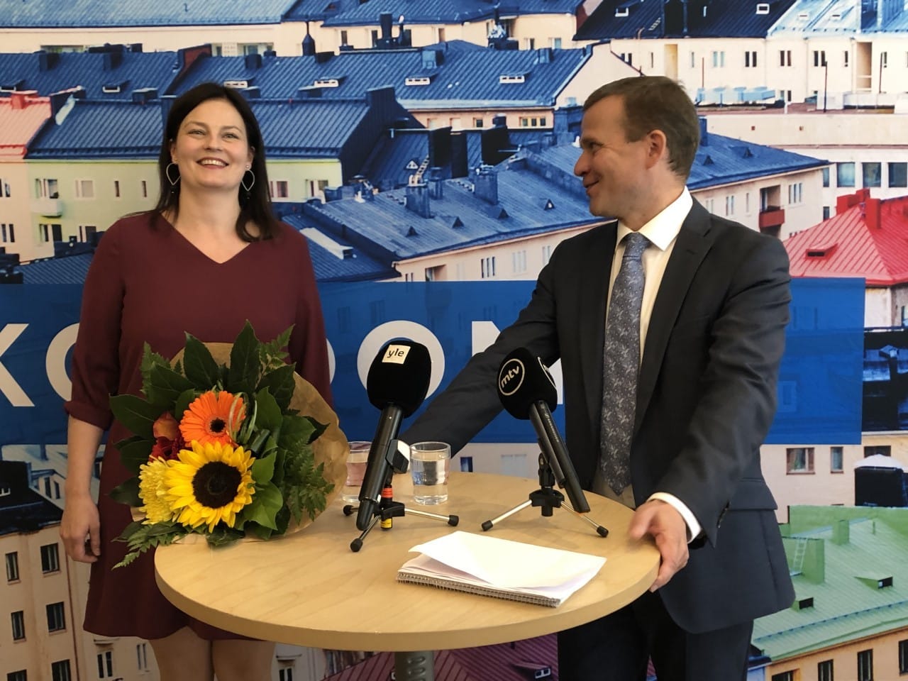 Kokoomuksen uusi puoluesihteeri Kristiina Kokko sanoo "löytäneensä poliittisen kodin kokoomuksesta" jo opiskeluaikoinaan, jolloin hän toimi kokoomuksen opiskelijaliiton puheenjohtajana.