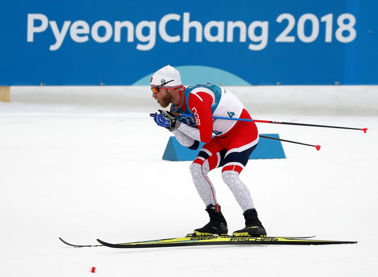 Martin Johnsrud Sundby ei ollut mukana mitalikamppailussa lauantaina hiihdetyssä 50 kilometrin kisassa.