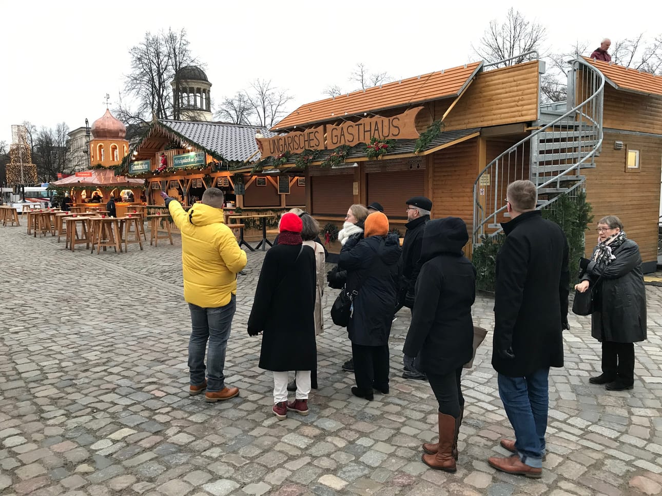 Charlottenbergin joulutoriin matkalaiset tutustuivat yhdessä.