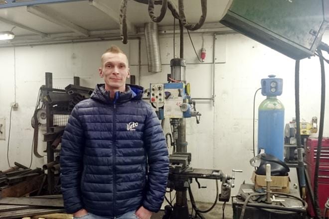 Mikko Liikala on valittu Vimpelin vuoden 2017 yrittäjäksi. Vimpelin Metallityö on toiminut Lähdetiellä vajaan vuoden 250 neliön hallissa. KUVA: MIIANELLA HERRALA