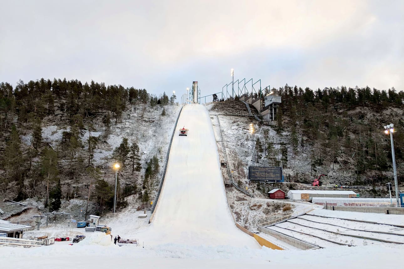 Ruka Nordicin valmistelut ovat loppusuoralla. Kuva Rukan stadionilta on otettu tänään tiistaina.