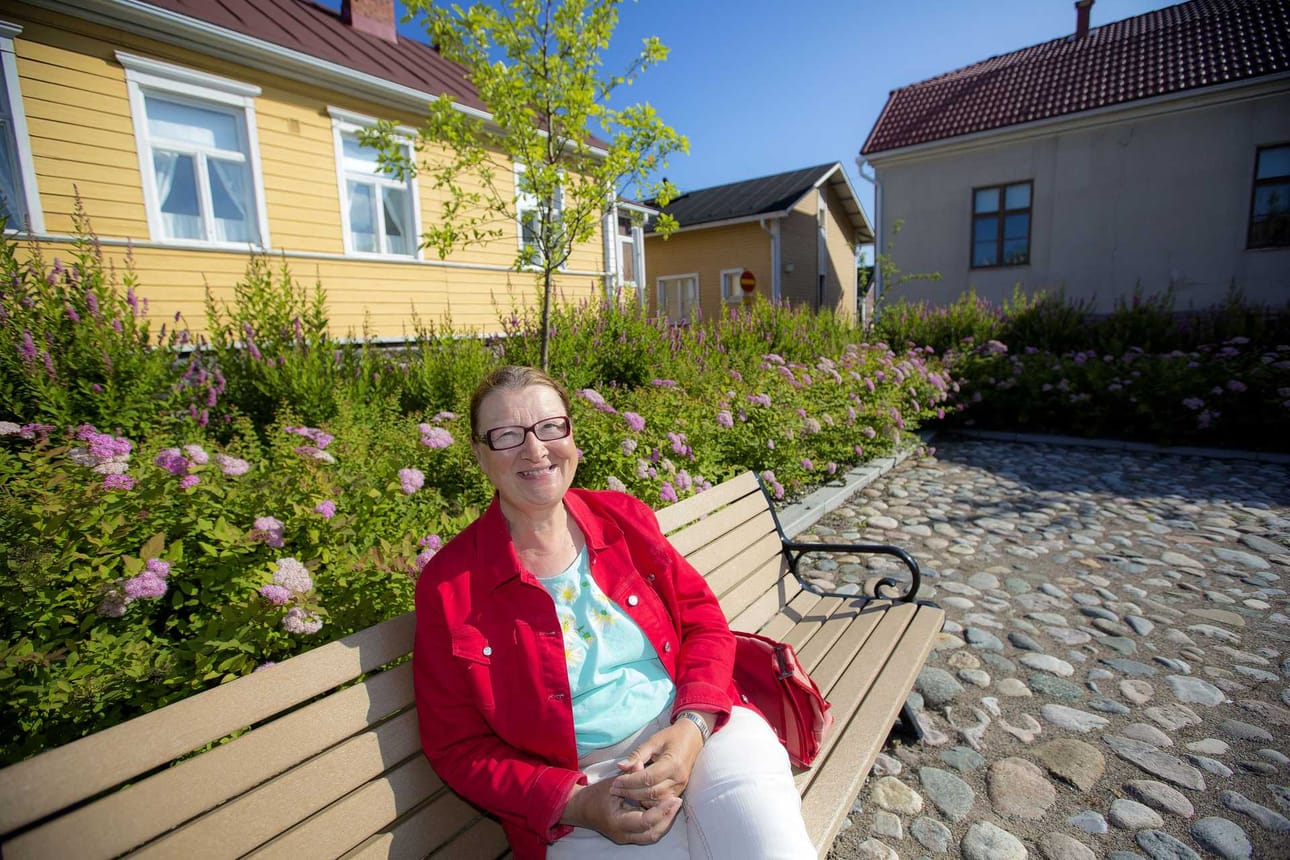 Kirsti Vähäkankaan yhdestoista Raahen historiaa käsittelevä kirja ilmestyy syyskuussa. Kirjassa päästään kiinni paikallisiin henkilötarinoihin ja historian merkkihetkiin.