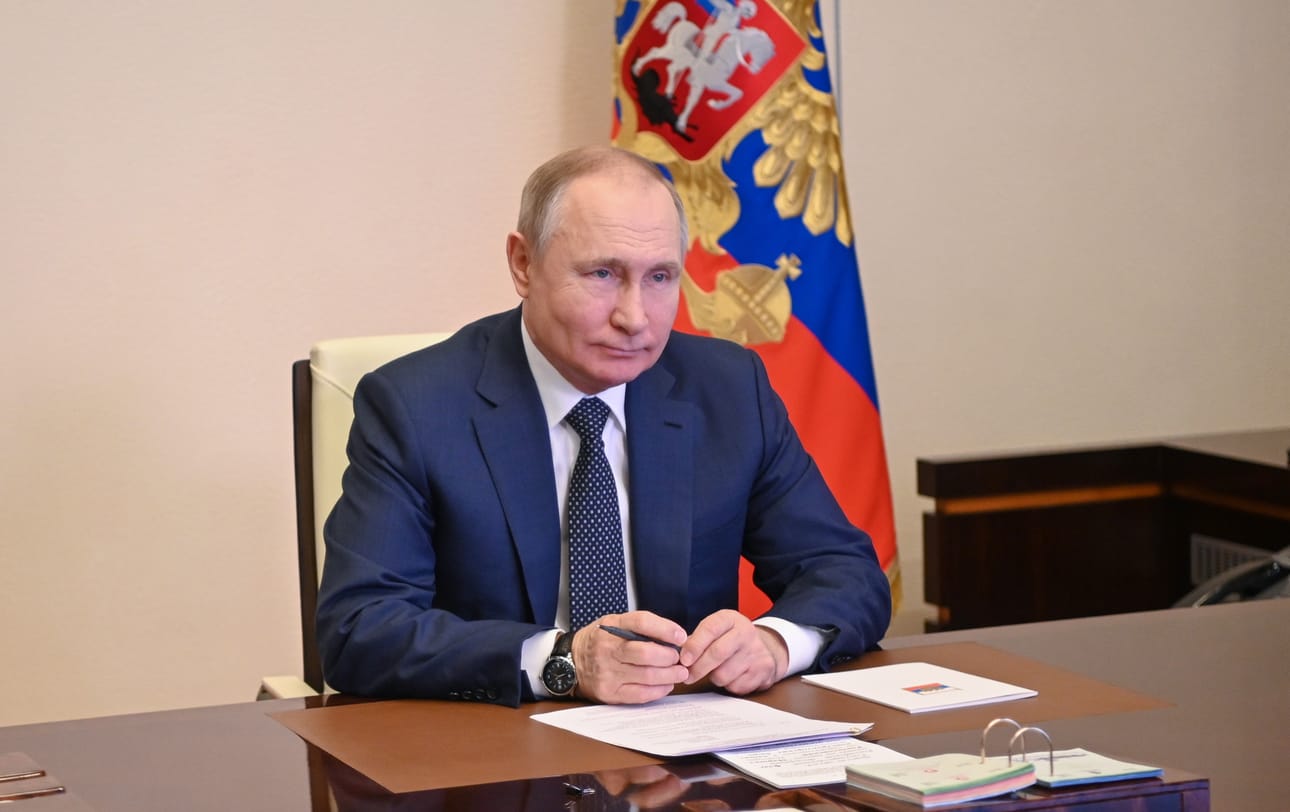 Presidentti Vladimir Putin uhkailee, että lentokieltoalueen julistavat joutuvat osapuoleksi aseelliseen konfliktiin. Arkistokuva.