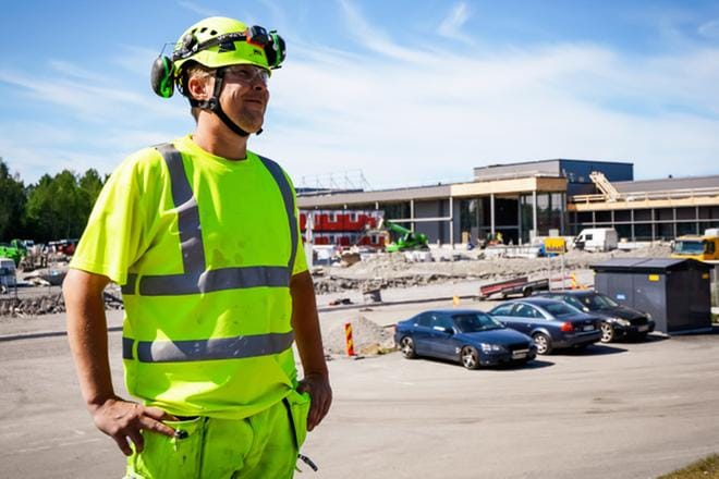 Juha Hyytiä katseli eri suuntaan kuin moni muu ja muutti Vaasaan kesäkuussa. Töitä löytyi nopeasti tutulta työnantajalta, vaikka polut olivat erkaantuneet yli 10 vuotta aiemmin. KUVA: SAMPPA TOIVONEN
