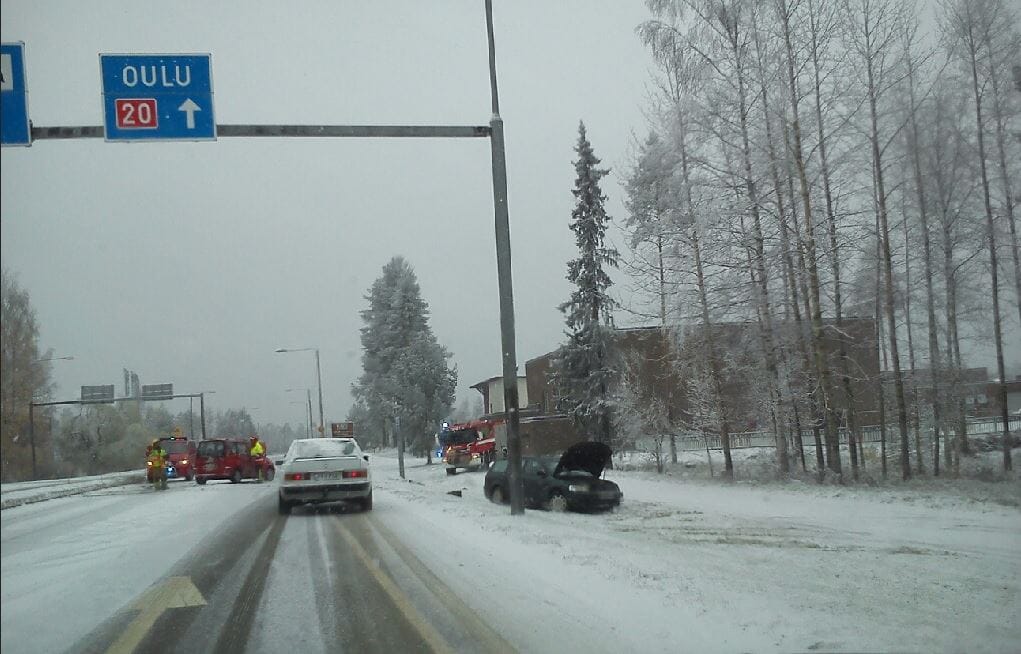 Onnettomuus sattui Pudasjärven keskustan lähellä.