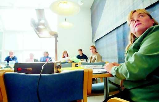 Vapun jälkimainingit. Oulun yliopistossa kokoonnuttiin keskiviikkona ruotimaan Ööpisen aiheuttamia tuntoja.