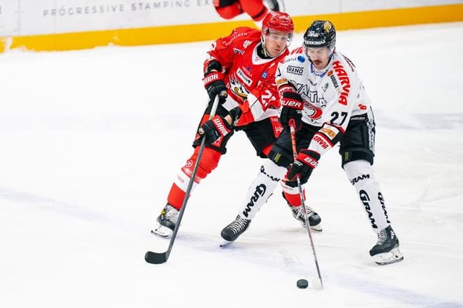 Turo Asplund ja Miska Siikonen kohtasivat Kuparisaaressa. KUVA: SAMPPA TOIVONEN