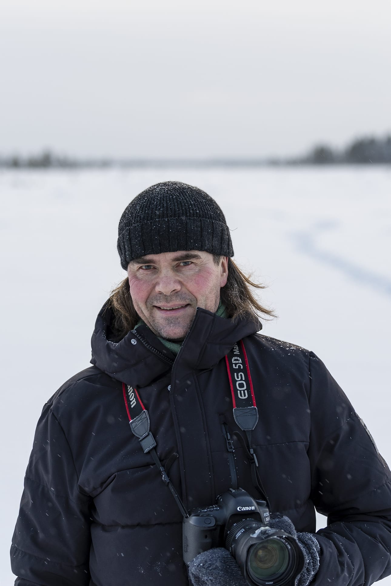 Mika Honkalinna kertoo Haapavedellä järjestettävässä luontokuvaillassa omasta kuvaushistoriasta, kuvaamisesta ja kirjoistaan.