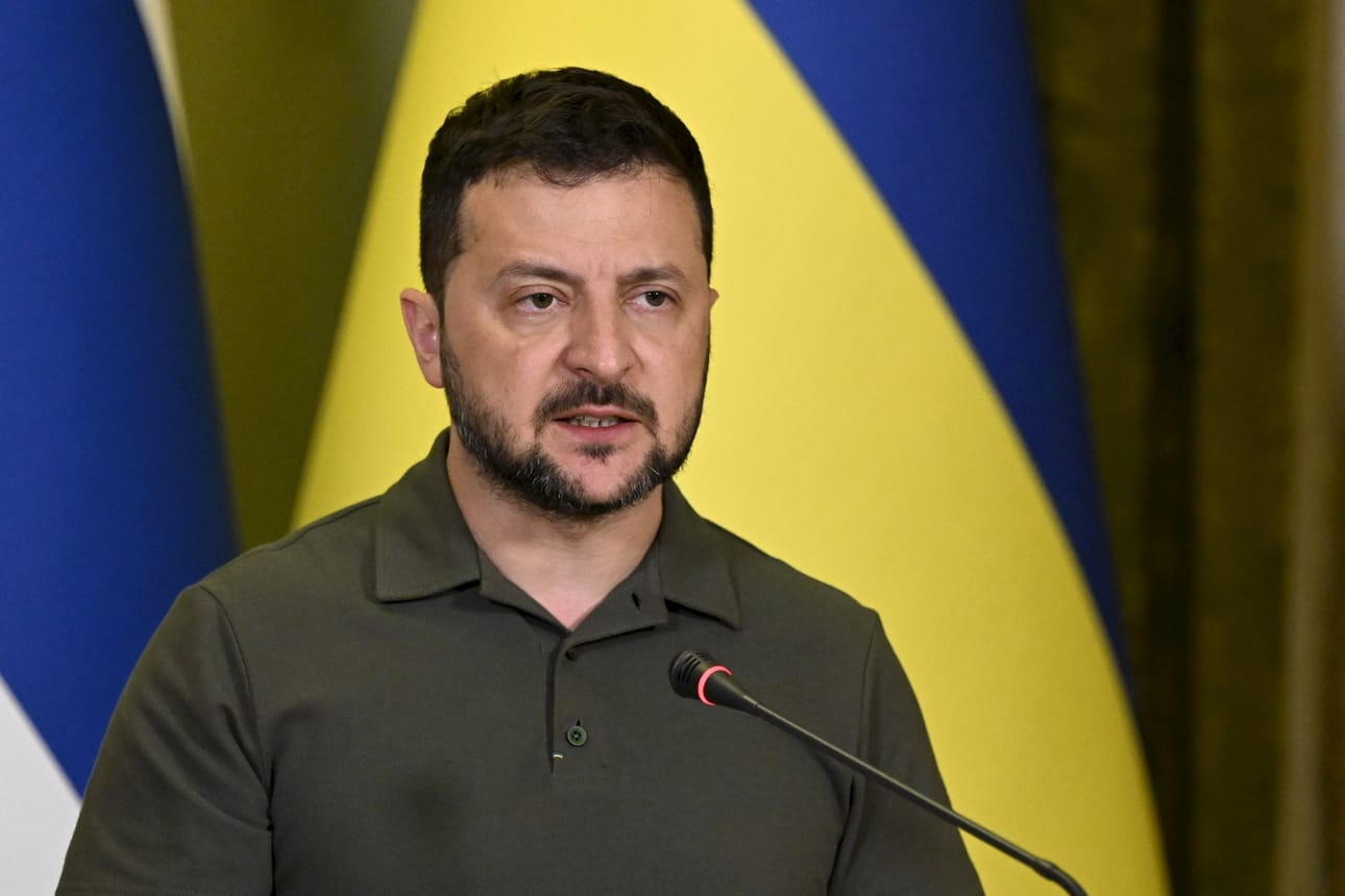 Ukrainan presidentti Volodymyr Zelenskyi ei tavannut lainkaan Puolan hallinnon edustajia poiketessaan maassa lauantaina, kertoi brittilehti Guardian. LEHTIKUVA / Emmi Korhonen