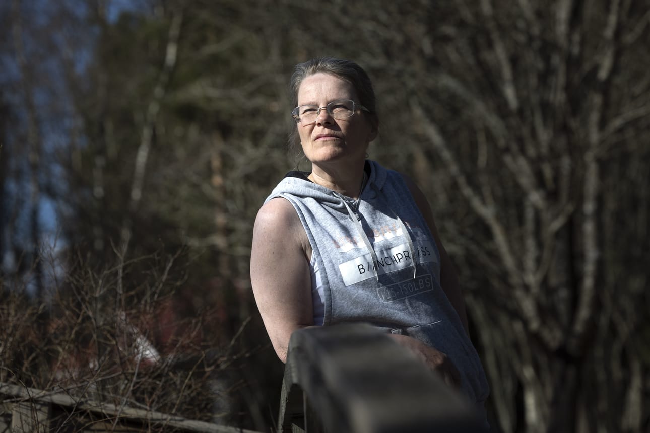 Kitta Hautasaari kertoo, että kaikki alkoi siitä, kun pojalla oli kova päänsärky. – Pyysin hakeutumaan lääkäriin. Siitä saivat tutkimukset alkunsa.