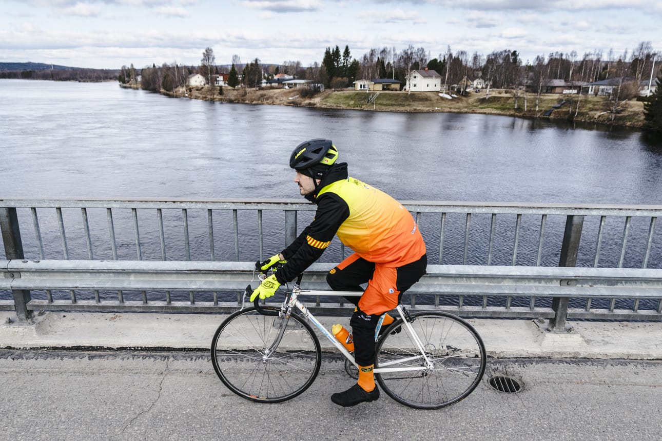 Ounaksen Pyörä-Poikien puheenjohtaja Antti Kulmala on iloinen, että maantiet ovat olleet sulia jo monta viikkoa.